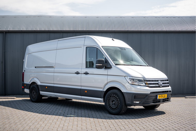 Vehicle Image 4
