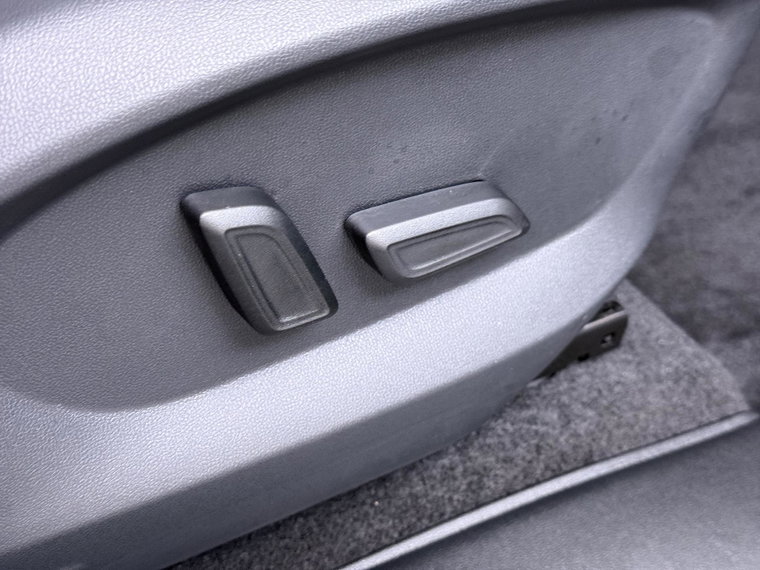 Vehicle Image 41