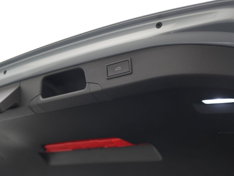Vehicle Image 39
