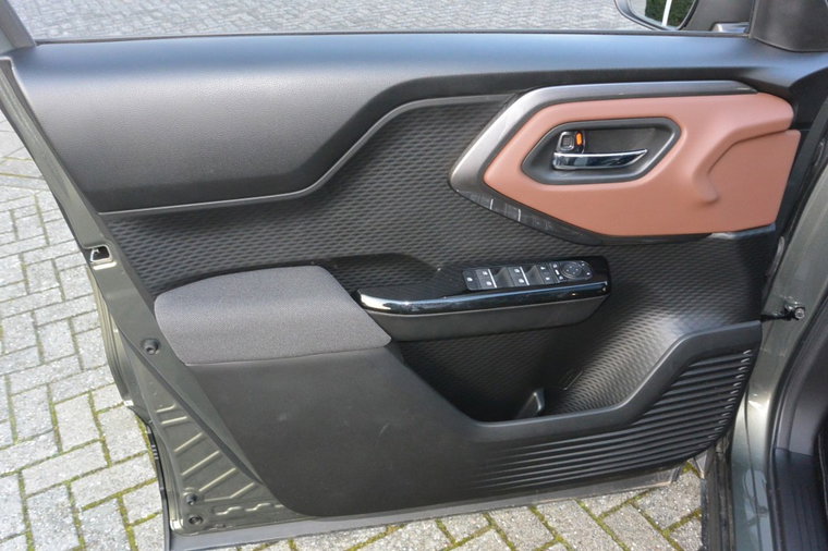 Vehicle Image 18