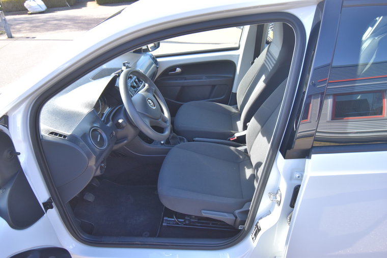 Vehicle Image 18