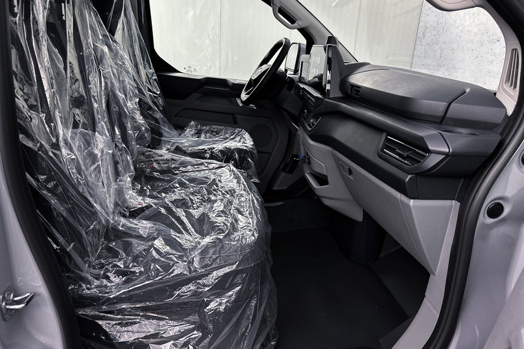 Vehicle Image 22