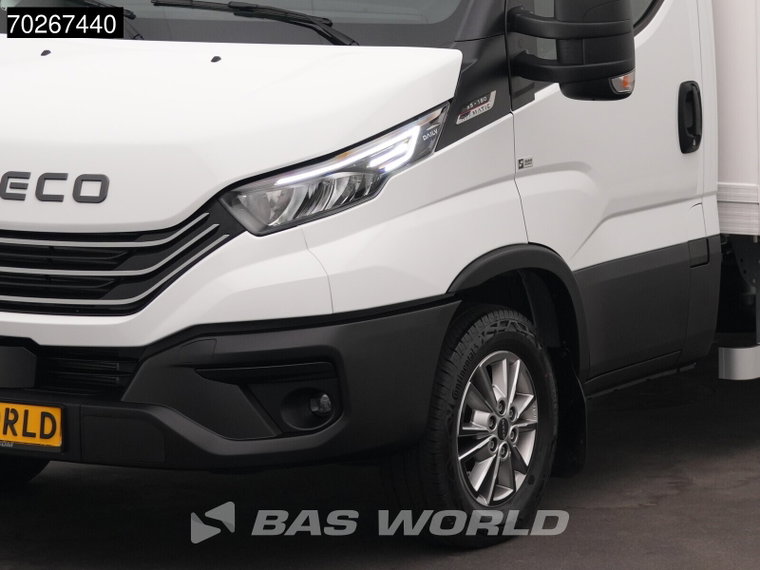 Vehicle Image 41