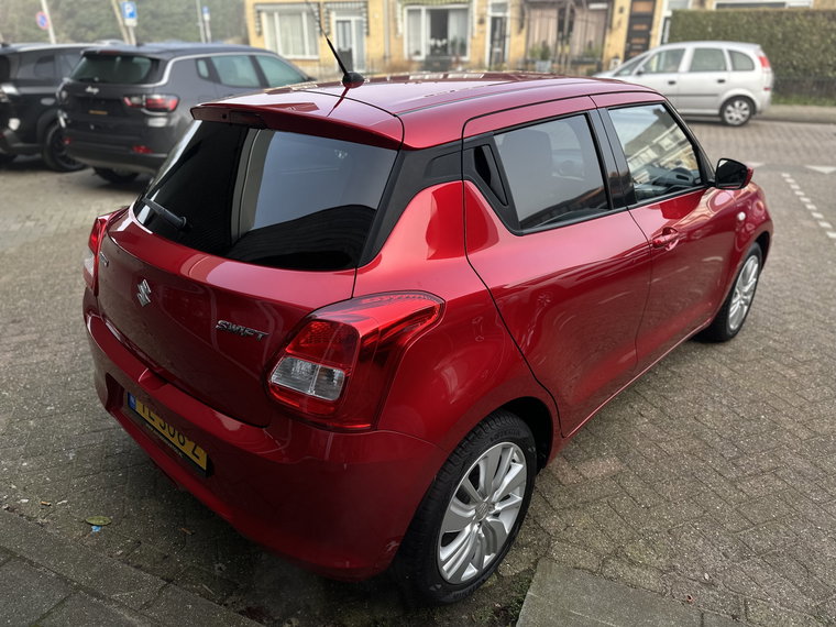 Vehicle Image 35
