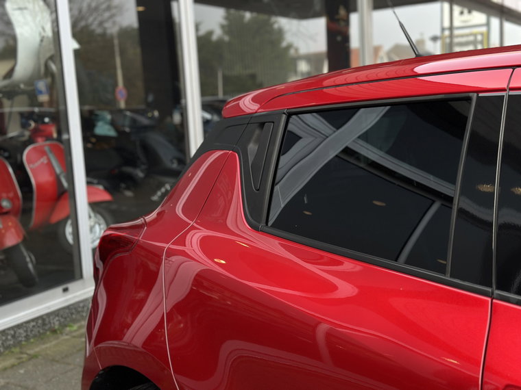 Vehicle Image 37