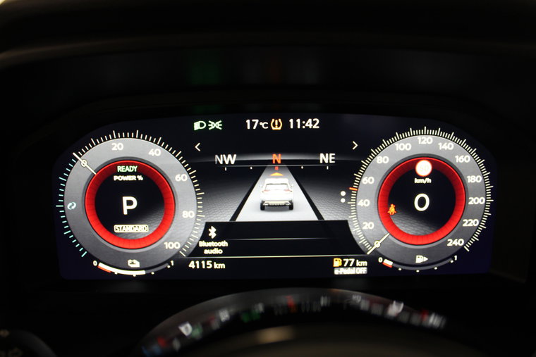 Vehicle Image 15