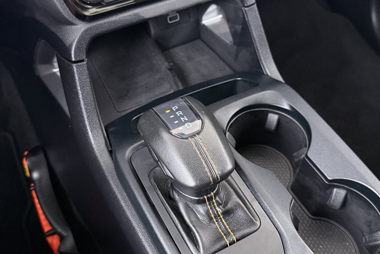 Vehicle Image 30