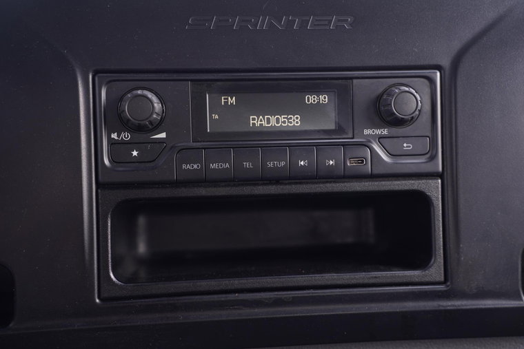 Vehicle Image 36