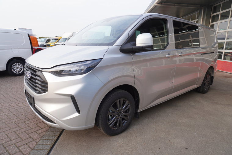 Vehicle Image 9