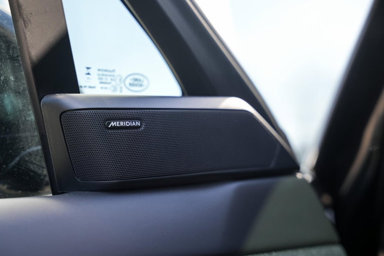 Vehicle Image 13