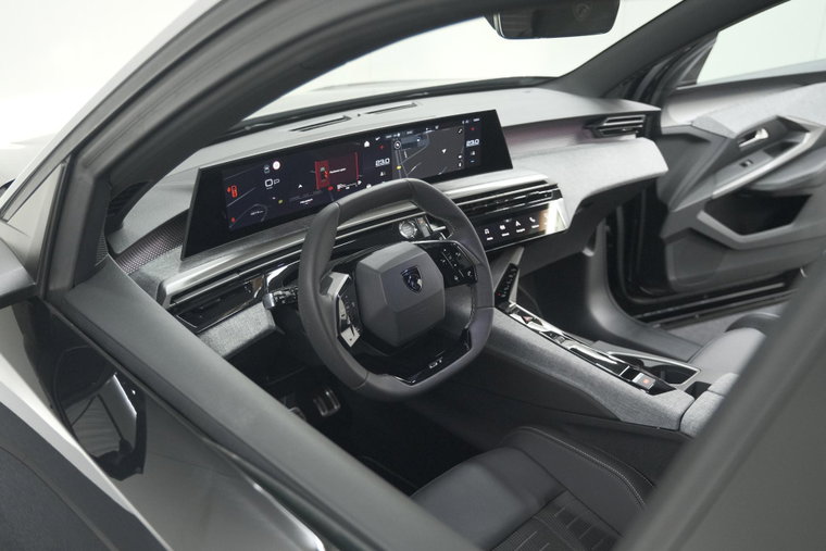 Vehicle Image 39