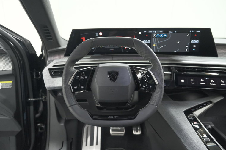 Vehicle Image 40