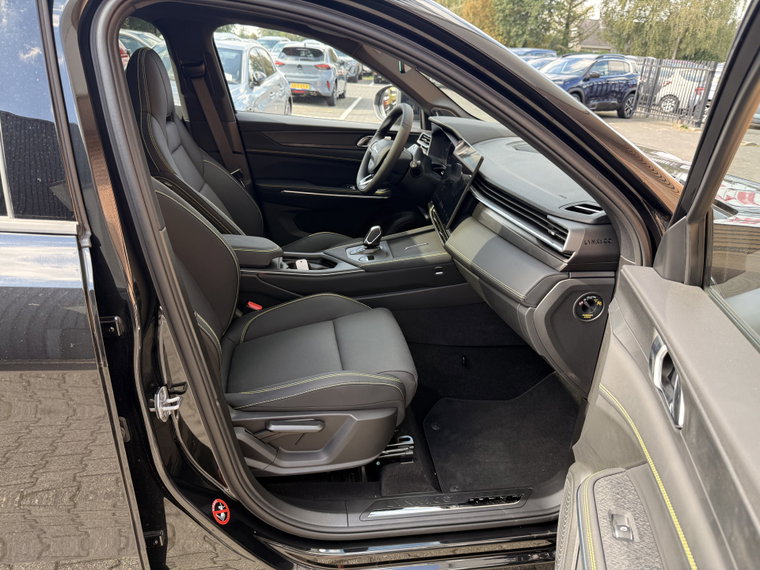 Vehicle Image 48