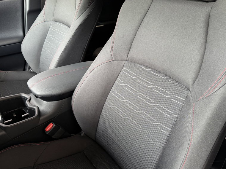 Vehicle Image 16