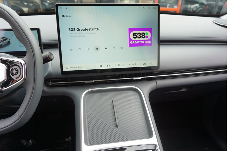 Vehicle Image 36