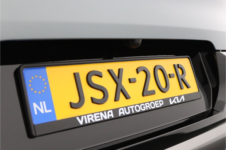 Vehicle Image 42