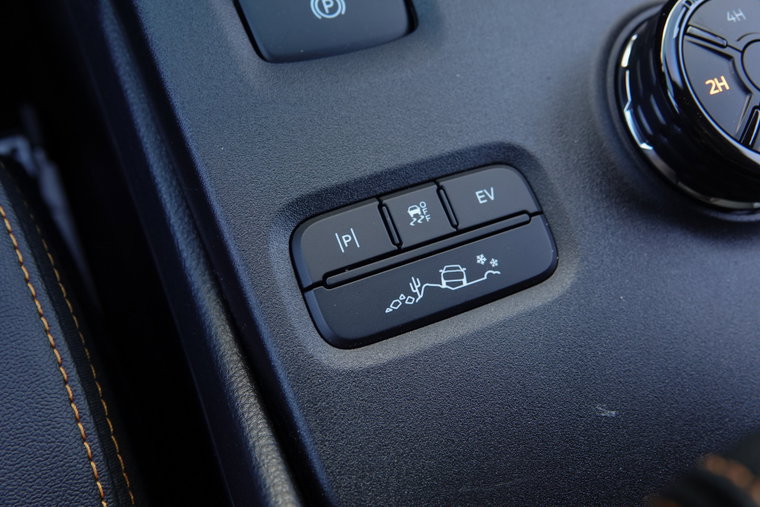 Vehicle Image 32