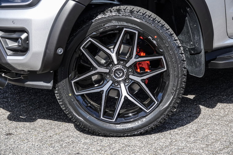 Vehicle Image 8