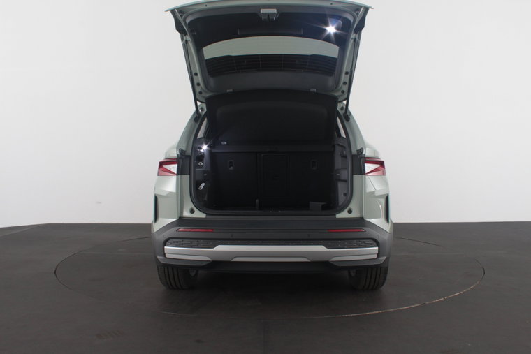 Vehicle Image 17