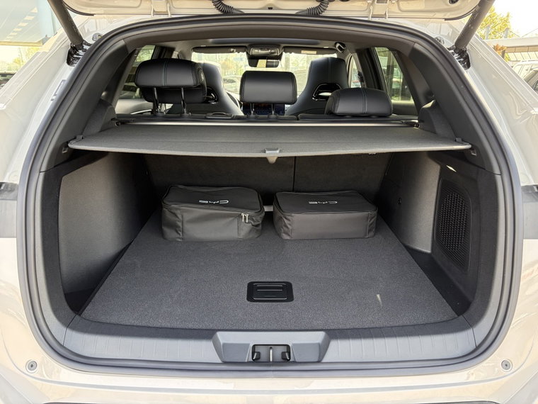 Vehicle Image 37
