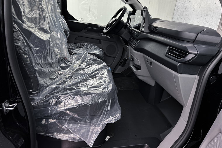Vehicle Image 22