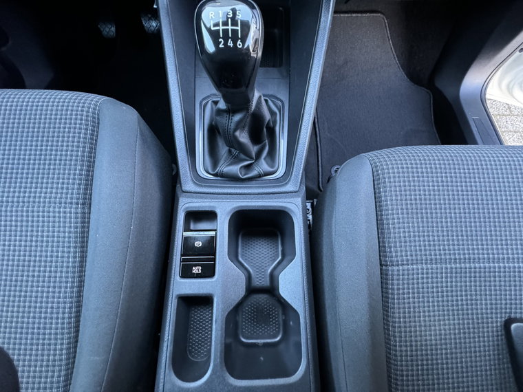 Vehicle Image 45