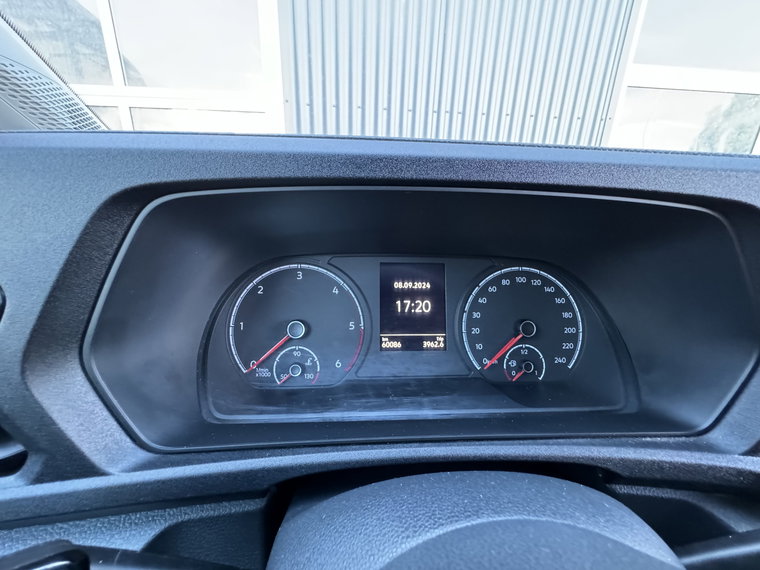 Vehicle Image 52