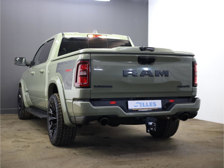 Vehicle Image 26