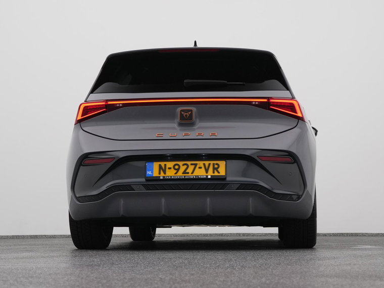 Vehicle Image 37