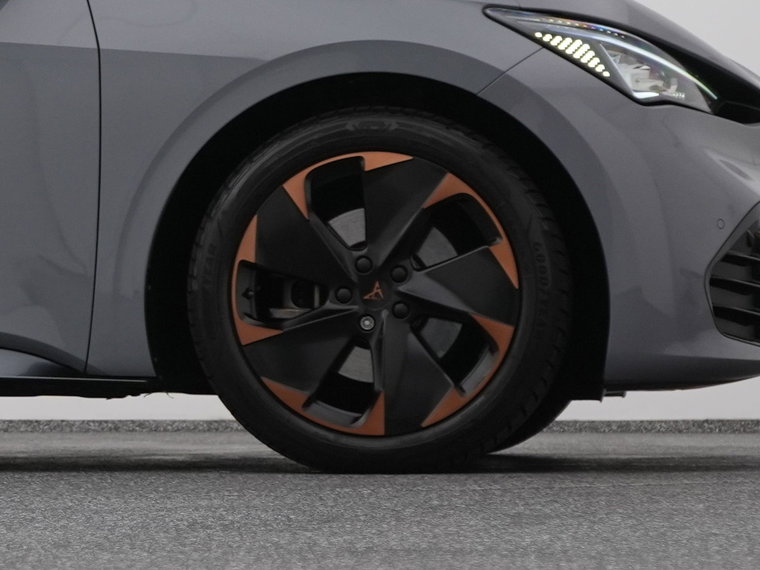 Vehicle Image 43