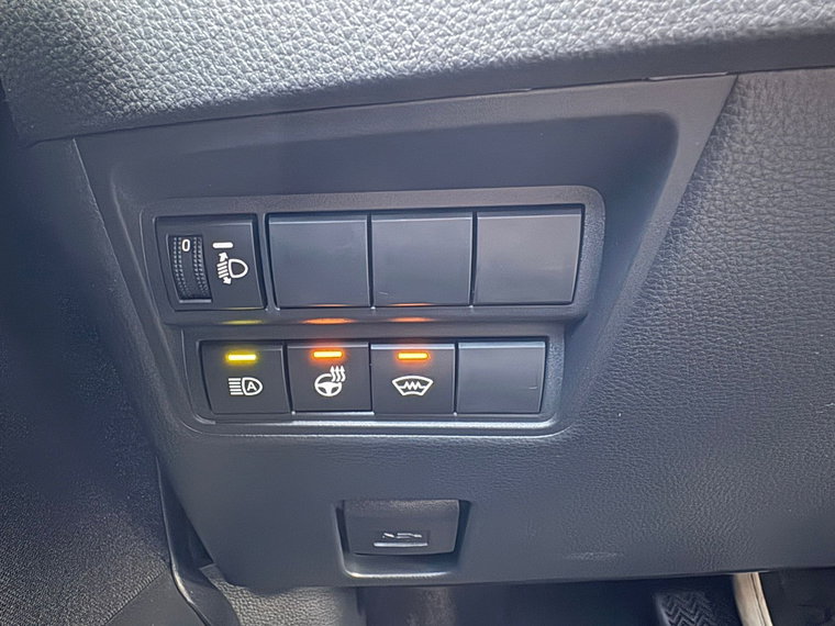 Vehicle Image 24