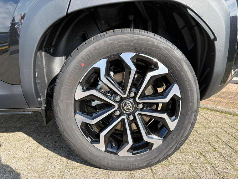Vehicle Image 39