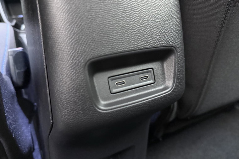 Vehicle Image 26