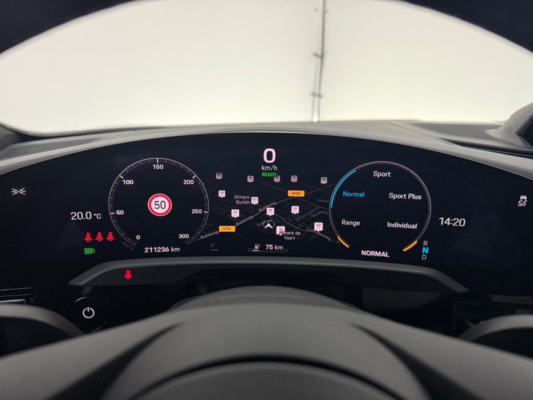Vehicle Image 22