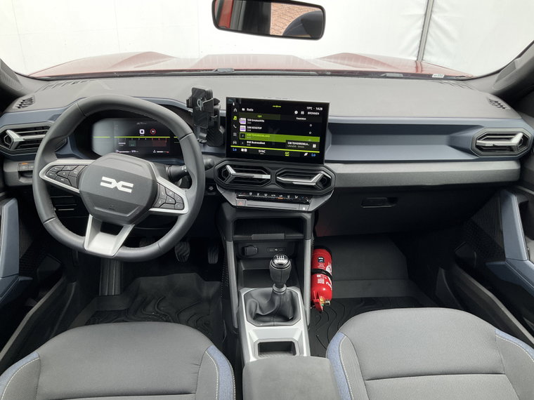 Vehicle Image 28