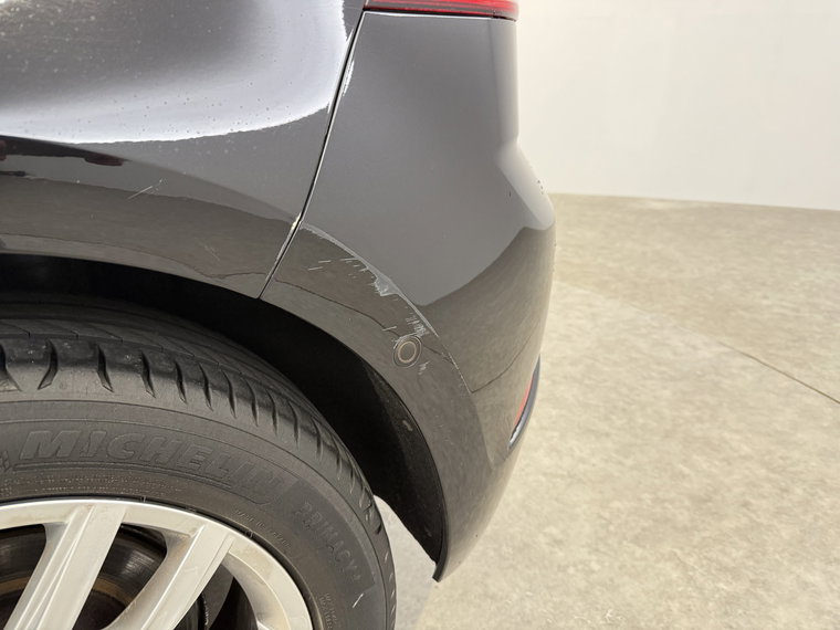 Vehicle Image 35