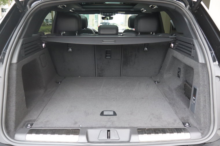 Vehicle Image 36
