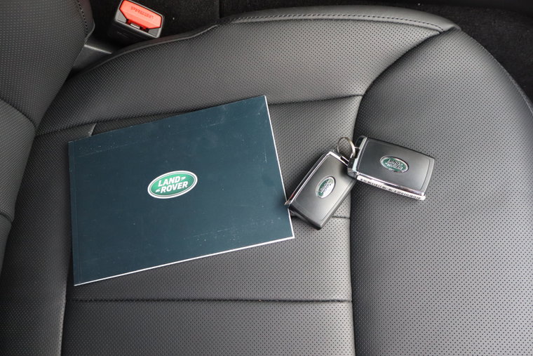 Vehicle Image 38