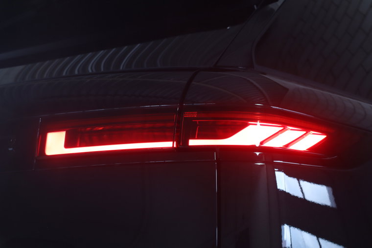 Vehicle Image 40