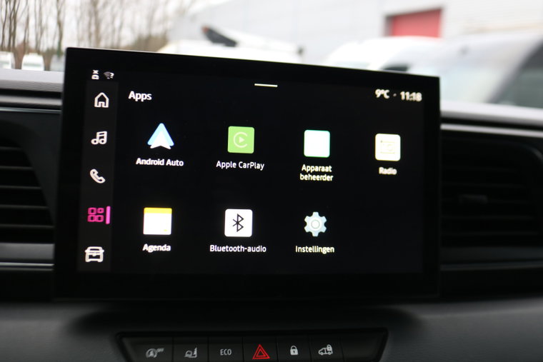 Vehicle Image 30