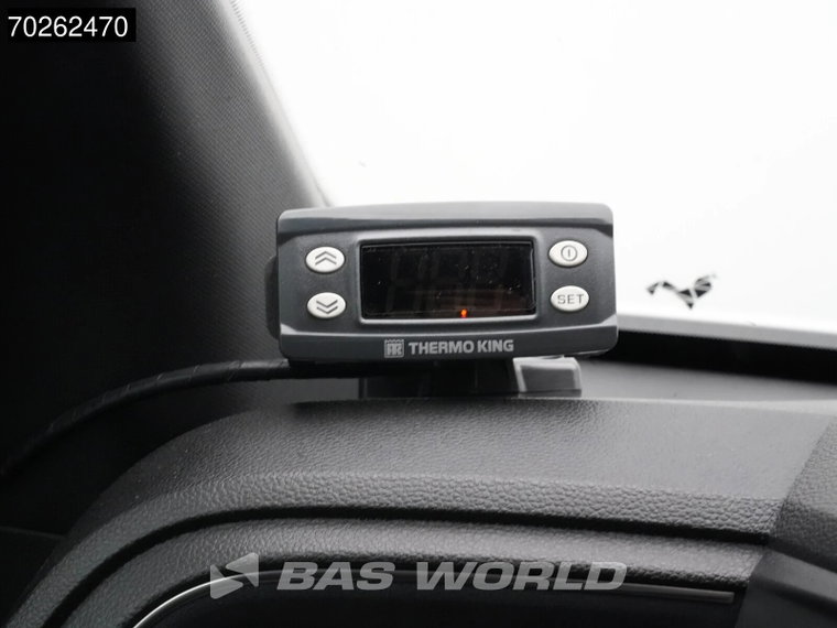 Vehicle Image 27