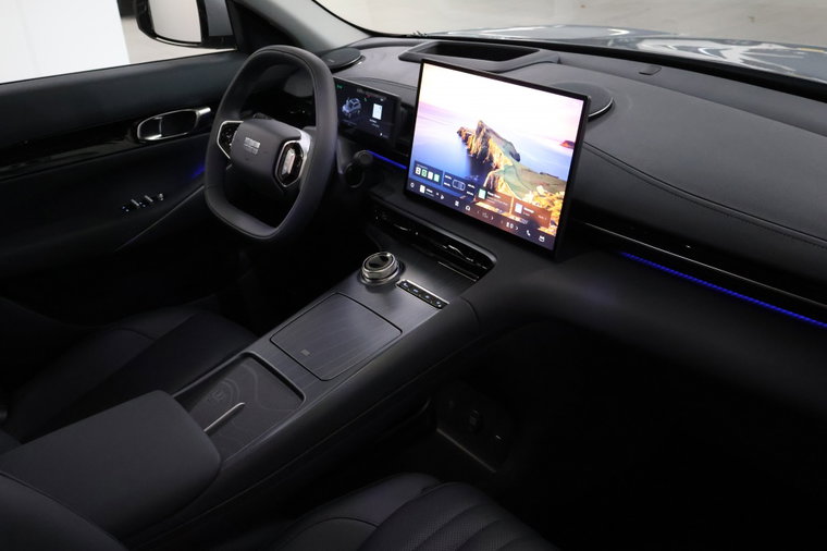 Vehicle Image 9