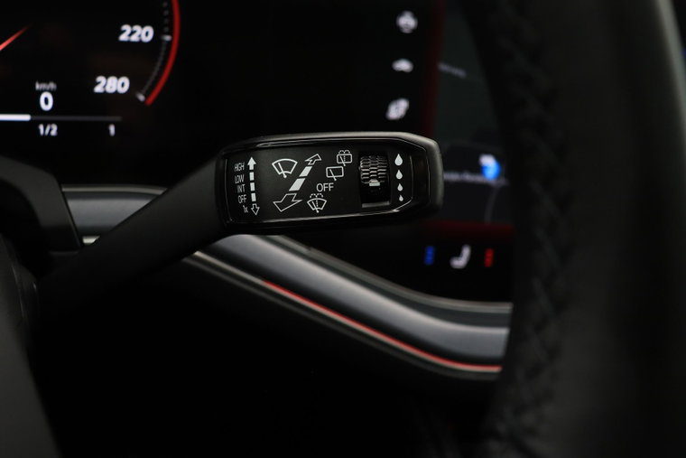 Vehicle Image 39