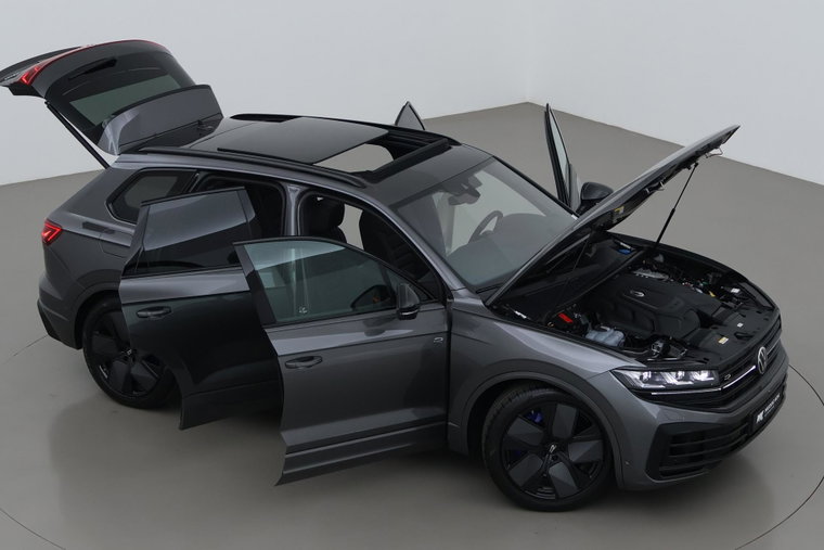 Vehicle Image 6