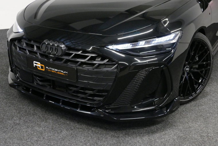 Vehicle Image 32
