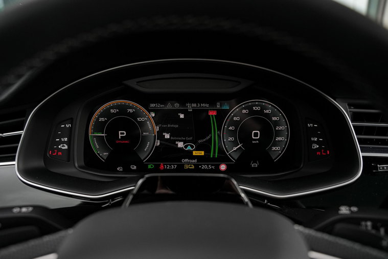 Vehicle Image 13