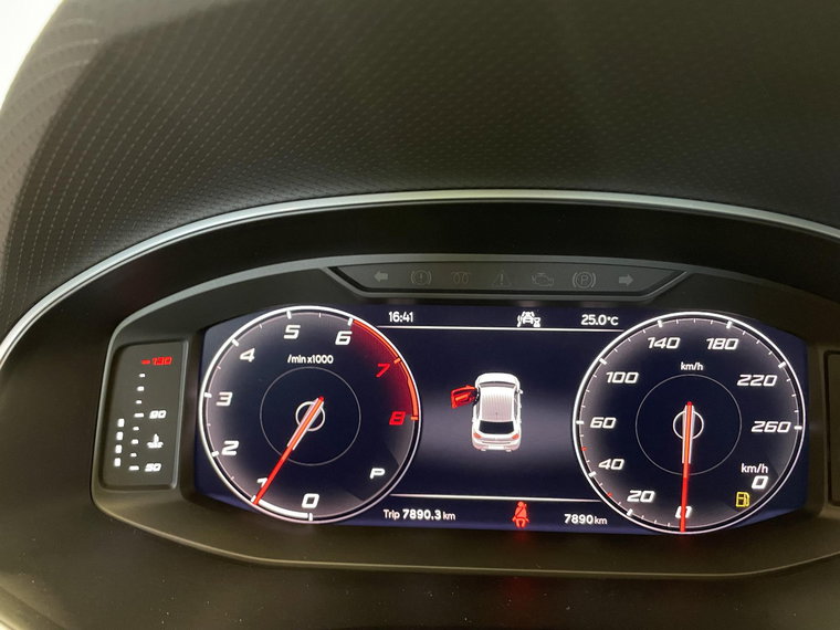 Vehicle Image 15