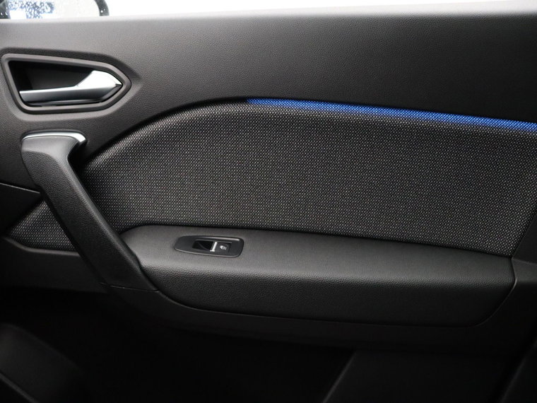 Vehicle Image 28