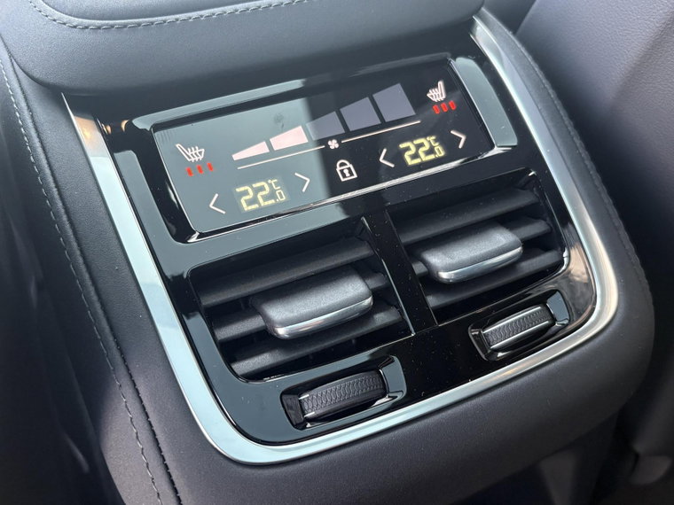 Vehicle Image 27