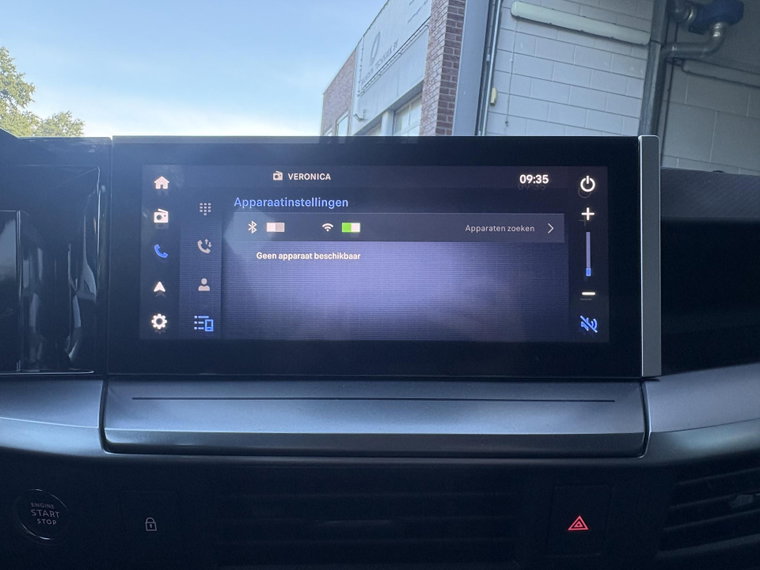 Vehicle Image 33